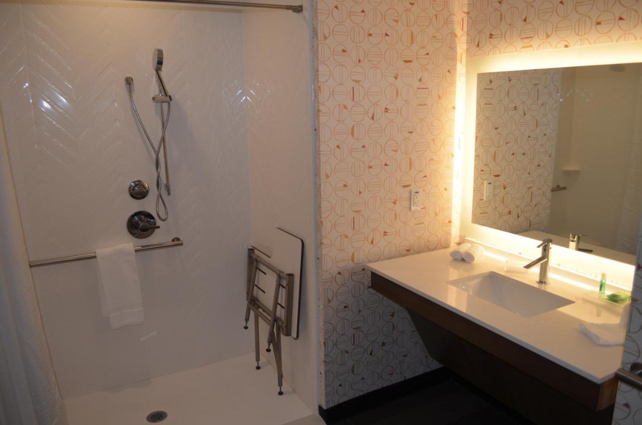 Holiday Inn - Nw Houston Beltway 8 By Ihg Екстериор снимка